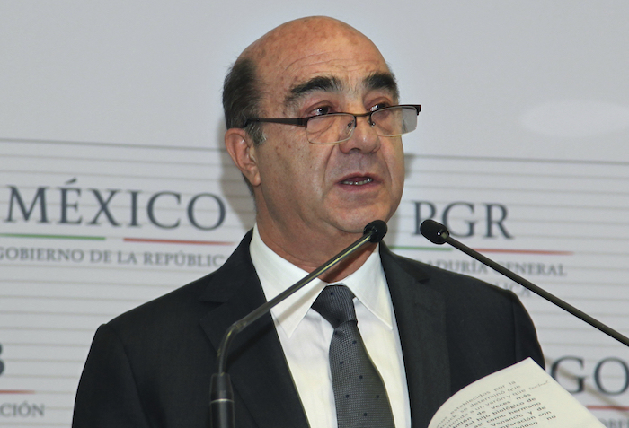 El exprocurador Jesús Murillo Karam ofrece una conferencia de prensa el 7 de diciembre de 2014, en la Ciudad de México.