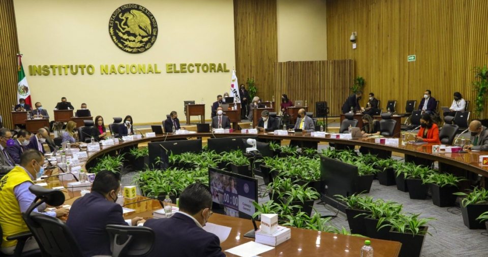 La sesión del Consejo General del INE del pasado 5 de junio de 2022, como parte del inicio de la jornada electoral en seis entidades del país.