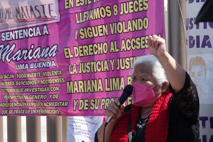 El 29 de junio de 2010, Mariana Lima fue hallada muerta en su casa, ubicada en Chimalhuacán. Su esposo, un agente de la Procuraduría General de Justicia del Estado de México se presentó ante las autoridades para decir que ella se había suicidado.