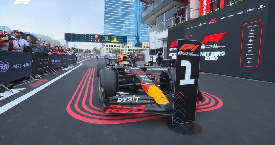 El piloto mexicano Sergio "Checo" Pérez (Red Bull) ha conquistado este domingo la victoria en el Gran Premio de Azerbaiyán, cuarta cita del Mundial de Fórmula 1.
