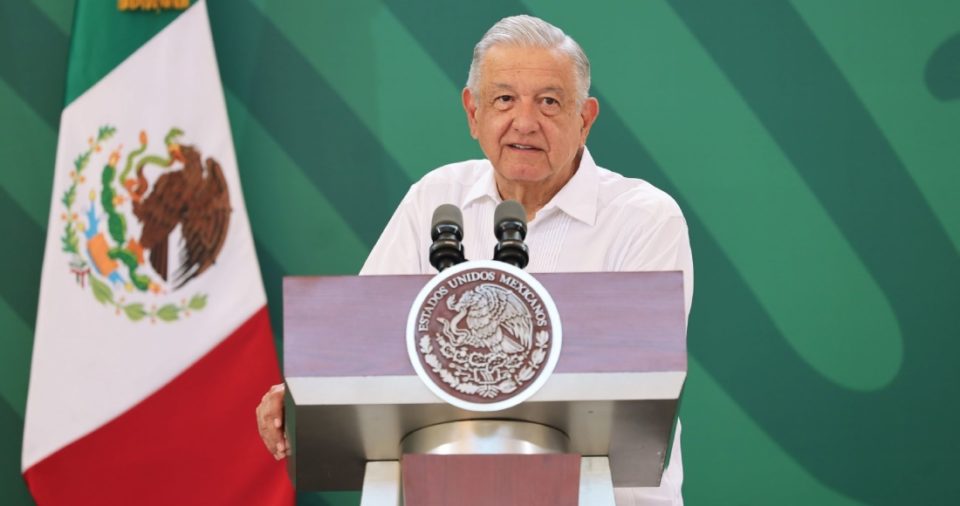 Andrés Manuel López Obrador, Presidente de México, durante la mañanera del pasado 21 de abril en el Museo Naval México, ubicado en Veracruz.